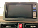 アルパイン製の7インチナビが装備されています。パノラマモニター対応車ですので、車両の周囲や後方の視界も画面で確認できて安心です!