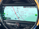 ●純正ナビ:一体感のあるナビは、高級感ある車内を演出してくれます。Bluetooth再生などオーディオ機能も充実しておりますので、運転もより楽しめます♪