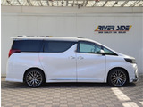 神奈川でお車を探すなら リバーサイド 。