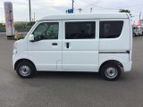 個性豊かなスタッフがお客様の車選びをしっかりとアドバイスいたします。是非一度鶴田自動車へご来店お待ちしております。当社は中古自動車販売士が在籍しています。