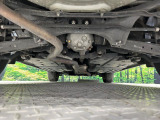 【本州仕入れ】のお車ですので、エンジンルームや下回りのサビも比較的少なく、お車を長く乗りたい方にぴったりの1台となっております♪