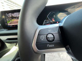 【アクティブクルーズコントロール】先行車との車間距離を維持しながら自動で加減速を行い走行をサポートしてくれる優れもの。車両停止や再加速も行うので渋滞時の運転負荷の軽減にも貢献します!
