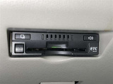 ETC車載器付きです。高速道路の料金所もスムーズに通過できます。