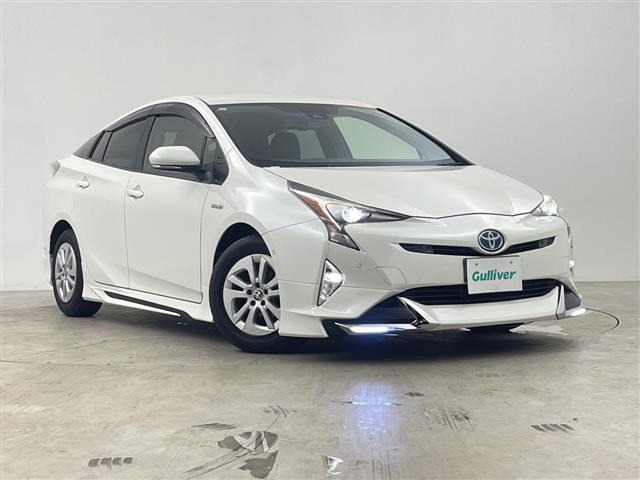 プリウス 1.8 S セーフティ プラス 修復歴無し