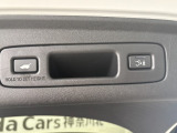パワーテールゲートでワンタッチでの操作が可能です