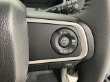 【アダプティブクルーズコントロール】長距離の運転が快適に♪設定した車速を上限に前方の車両との距離をキープ!ハンドルのスイッチで操作できるため、アクセルやブレーキでの疲れを軽減します☆