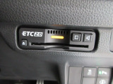 ETC付。高速道路の料金所はキャッシュレスで通過です。サービスエリア等にあるスマートインターの出入りも利用可能でとっても便利。ご納車後すぐにお使い頂けるようセットアップしてのお渡しとなります。