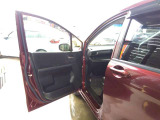 車両状態などに関するご質問、ご要望は(info@m-crosscars.jp)または(025-752-6565)までお気軽にお問い合わせください♪