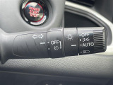 【 オートライト 】オートライトなのでライトの点け忘れを気にすることなく運転が出来ます♪//