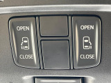 【両側パワースライドドア】スマートキーや運転席のスイッチで後席両側スライドドアの開閉が可能♪電動だから力を入れてドアを開ける必要が無く、小さなお子様でも簡単に開け閉めでき快適です♪