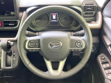 【純正革巻きステアリング】上質な革を使用することで、手にしっかり馴染みとても運転しやすいハンドルです♪