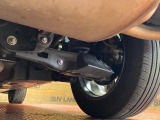 お車を安心してお乗りいただく為には、足回りの定期点検が欠かせません。サービスサポート(有償保証)では無料点検もご提供しており、安心のカーライフをお過ごしいただけるサポート体制が整っています。