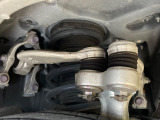 お車を安心してお乗りいただく為には、足回りの定期点検が欠かせません。サービスサポート(有償保証)では無料点検もご提供しており、安心のカーライフをお過ごしいただけるサポート体制が整っています。