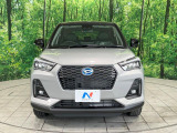 弊社では、全車『修復歴なし』のお車のみ取り扱っております。専任バイヤーによる厳選した仕入れの後、入庫後の車両チェックを行い、ネクステージが認定した高品質な中古車をご提供しております。