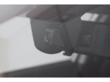 純正ドライブレコーダー装備です。録画した映像はWi-Fiによりスマホ、もしくはPCにてご確認いただけます。
