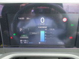 メーター内のカラーデイスプレイには運転をサポートする情報を表示します。