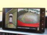 バックカメラの他に上から見下ろしたような画像が見れるアラウンド(全方位)モニター。前後左右を把握できます!