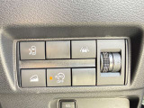 【パワースライドドア】スマートキーや運転席のスイッチでスライドドアの開閉が可能♪電動だから力を入れてドアを開ける必要が無く、小さいお子様でも、重い荷物を持っている時もラクに開け閉めできます♪