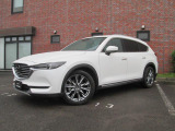北米仕様の3列シートSUV「CX-9」を日本国内向けにリサイズすることで、重量に負けない強靭なボディの多人数SUVが誕生しました。