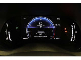 マルチインフォメーションディスプレイ付きのメーターです!エコ運転へ導く多彩な情報を表示してくれます。