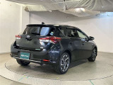 リヤ、後ろから見るとまた車の印象が変わってきますね☆☆