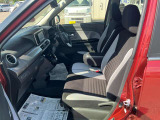 助手席側から見た車内の画像です!乗り降りもしやすいですよ!