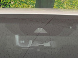 【トヨタセーフティセンス】走行中に前方の車両等を認識し、衝突しそうな時は警報とブレーキで衝突回避と被害軽減をアシスト。より安全にドライブをお楽しみいただけます。