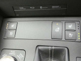 寒い時期ステアリングヒータースイッチ ONでハンドルを温めて手のひらから暖かくしてくれるので快適にドライブできます。