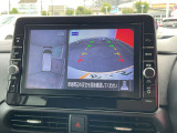 アラウンドビューモニターが、駐車をサポートしてくれますよ!