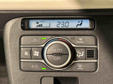 車内空調は&rdquo;AUTOエアコン&rdquo;にお任せ。運転に集中出来ますよ!
