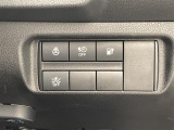【 ステアリングヒーター 】冬場の寒い日に手がかじかんで運転が危険にさらされることもこれがあれば安心です!!ハンドルがじわっと暖かくなります♪