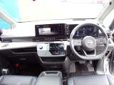 周りが見やすく運転しやすいお車です♪