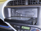 CD、DVDの再生ができます。