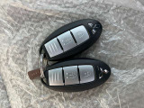 スマートキー2個あります。