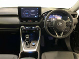 見通しのよいすっきりとした視界で、誰でも運転しやすいです。運転のしやすさは疲れにくさにも繋がりますよ♪