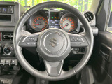 【純正革巻きステアリング】上質な革を使用することで、手にしっかり馴染みとても運転しやすいハンドルです♪