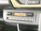 【オートエアコン】一度お好みの温度に設定すれば、車内の温度を検知し風量や温度を自動で調整。暑い&hellip;寒い&hellip;と何度もスイッチ操作をする必要はありません。快適な車内空間には必須の機能ですね♪