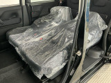 【リクライニング】大きく倒れる背もたれで、ちょっと一息が快適です♪