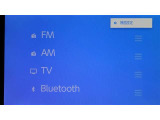 フルセグTV・Bluetooth対応
