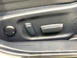 【パワーシート】スイッチ一つで簡単にシートの微調整が可能!電動だから力もいりません!快適なシートポジションにセットして、快適なドライブをお楽しみください。