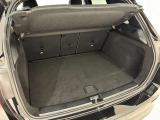 専用のコールセンターに経験豊かなオペレーターが、24時間365日待機。万一の車両トラブルなどが発生した場合、お電話一本で応急処置や車両のけん引、ドライバーや同乗者の方の移動手段手配などサポートいたします。