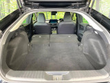 後席を格納すると、これだけの広さが!シーンに合わせたシートアレンジで、大きな荷物も積むことが出来ます♪