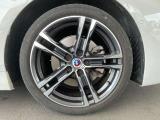 右フロント 225/40R18