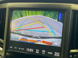 【バックカメラ】駐車時に後方がリアルタイム映像で確認できます。大型商業施設や立体駐車場での駐車時や、夜間のバック時に大活躍!運転スキルに関わらず、今や必須となった装備のひとつです!
