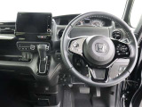運転席からの操作もしやすいインパネ配置と、見切りのいいアイポイントですので、お車の操作性にも優れていますよ!快適・安心・安全です!!