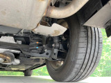お車を安心してお乗りいただく為には、足回りの定期点検が欠かせません。サービスサポート(有償保証)では無料点検もご提供しており、安心のカーライフをお過ごしいただけるサポート体制が整っています。