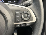 【スマートアシスト】走行中に前方の車両等を認識し、衝突しそうな時は警報とブレーキで衝突回避と被害軽減をアシスト。より安全にドライブをお楽しみいただけます。