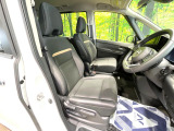 運転席シート廻りは使用感も少なく、良好な状態となっています。丁寧に使われていたことがよくわかりますね。