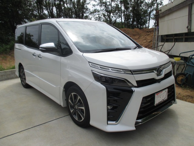 ヴォクシー 2.0 ZS 煌II 
