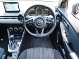 乗る人へのストレスを低減させ、長距離の移動でも疲れにくい車を目指して創られた、すべてが新しく生まれ変わったマツダの車をぜひ体験してください!